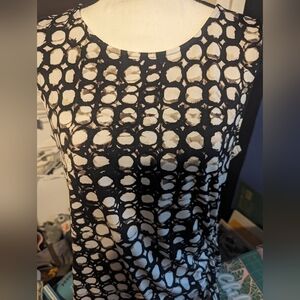Croft and Barrow Sleeveless Dotted Blouse